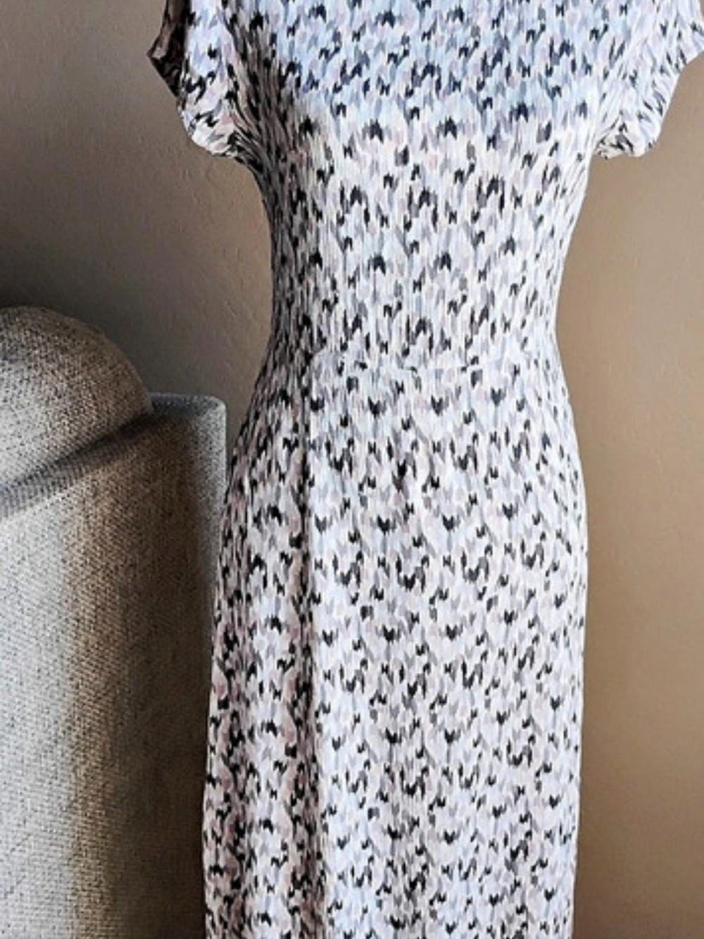 böhme Style #ID10536 Abstract Midi Dress in Pink & Black Size Medium